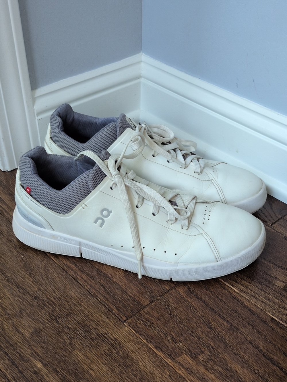 On Running The Roger White Grey Leather Golf Shoes Size 11.5 Mens